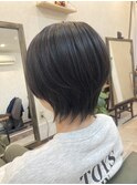 ショートボブ