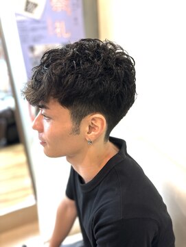 ヘアーイチヨンイチ(Hair 141) メンズ.スペインカール