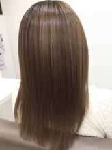 【髪質改善トリートメントショット】縮毛矯正やストレートパーマとは違うアイロンを通すトリートメント♪