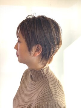 ヘアヌーダ ショート、カット、アッシュカラー、ベージュカラー、艶カラー