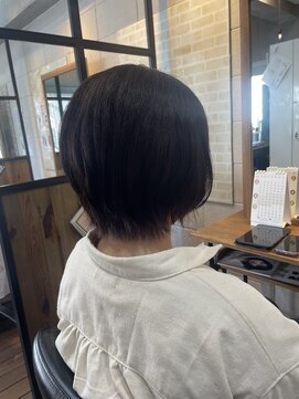 リスタ アンド リアン バイ リスタ(rista & RIAN by rista) ショートボブ