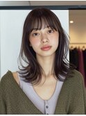 小顔ミディ×くびれレイヤー×透けバング