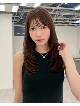 ユーフォリア エヌ 池袋サンシャイン通り店(Euphoria +n) 20代30代40代 大人可愛い　小顔カット ロングレイヤー
