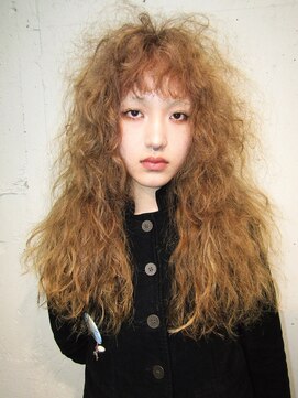 コードプラスリム(CODE+LIM) レイヤーカット/顔周りカット/ブラウンカラー