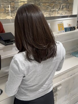 ザザ ZA/ZA 目白 【春におすすめ◎】レイヤー＋オリーブベージュ　目白美容室