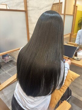 ReFa認定プレミアムサロン 全席個室美容室 Zina ガーデンズ千早【6/27OPEN(予定)】 《Zina千早 藤》オリーブ/グレージュ/ブリーチなし/20代30代40代
