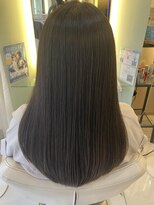 カール 鶴川店(K：R)&nbsp;ハッシュカット/グレージュ/デザインカラー/鶴川