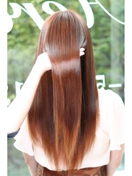 アエレ(Aere) 【Aere池袋】TOKIiOインカラミ(クリスタル）トリートメント