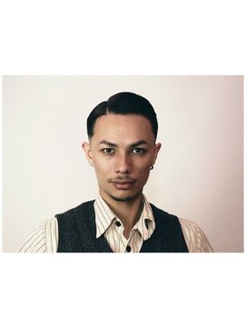 ゴーゴーヘアー(GOGO HAIR) Hard part(ハードパート)【BASIC BARBER STYLE】