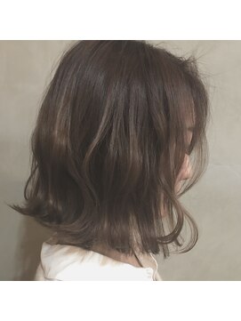 キャブ(cab) 外ハネミディアム