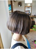 ボブ×インナーピンク