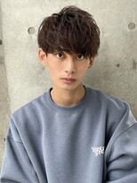 アーリー(Ali'i)&nbsp;ソフトツイストパーマ刈り上げマッシュツーブロックサイドパート