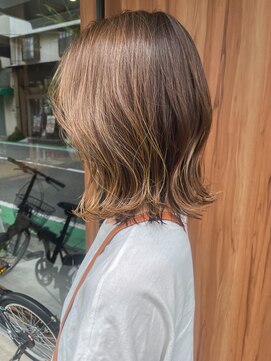 エルナ(ELNA) 伸ばしかけボブ×オリーブベージュで赤味を消して柔らい質感に