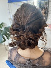 アクアリッシュ ヘアー(Aqualish Hair)&nbsp;アップスタイル