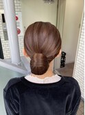 タイトシニヨン お呼ばれ パーティヘア キレイめ
