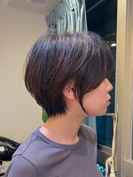 ロンド パルティール 大宮(Lond partir) 斜めバング黒髪グレーベージュアッシュブラックショート