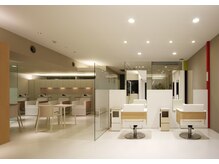 WISTARIA FIELD VILLA