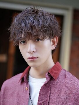 オーシャントーキョー ウエスト(OCEAN TOKYO WEST) ツイストスパイラル波巻きスパイラルパーマセンターパートウルフ