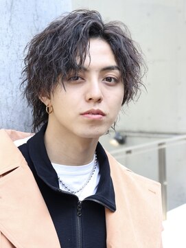 ルーシー 渋谷(LUCEY) センターパートフェザーパーマシャドウパーマメンズパーマ