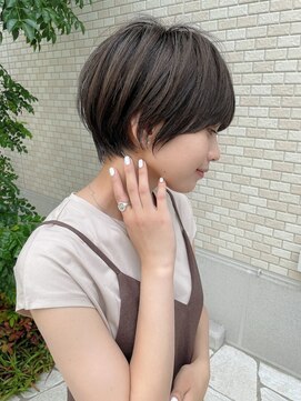 ロンド クラン 岡崎(Lond Clan) ２０代３０代丸みくびれ低めショートボブ