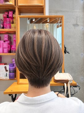 アルトル 池袋2nd(altru) ◇大人40代50代60代ショートボブ丸みショート白髪ぼかし