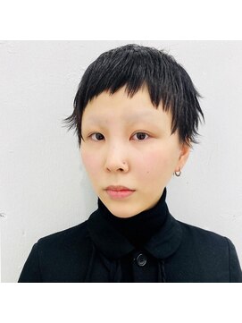 クク(QUQU) ザクザク束感ベリーショート