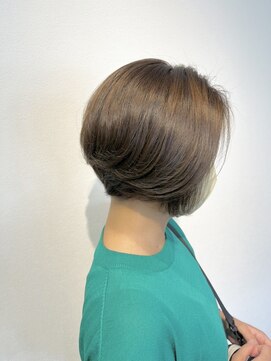 シンシア(CYNTHiA) ショートベージュスタイル