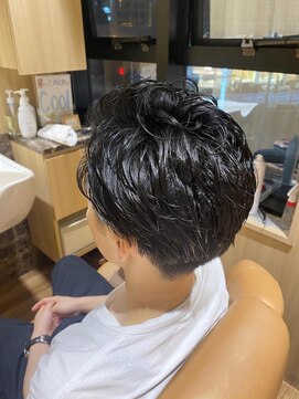 ヘアーモードキクチ 日本橋三越前店 ツーブロックおしゃれパーマ