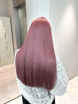 天神美容室&nbsp;天神美容室×ブリーチ×ピンクカラー