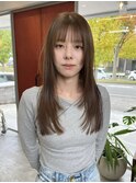 オリーブベージュ