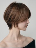 表参道白髪ぼかしウルフショートカットベージュアッシュ30代40代