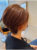 金沢八景ショートボブ丸みショートイルミナカラー顔周りレイヤー