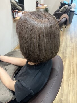 ツヤイロ 佐世保店 マットベージュ