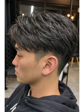 シーク 千葉中央駅(SEEK) MEN’S HAIR/サーフカール/刈り上げセンターパート/千葉駅