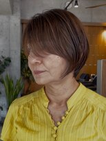 エリマ 武蔵小杉(elima)&nbsp;透明感のある白髪ぼかしカラーに大人くびれショート◎