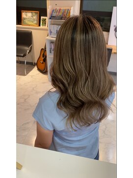 フィリア 東口店(Filea) Bronde