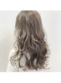 グレイッシュロングスタイル
