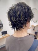 [ショートパーマにイエローハイライト]