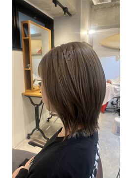 ミミ(Mimi) 濃いめミルクティーカラー