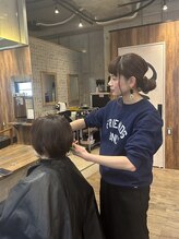 【SAORI】　(スタイリスト/歴19年)ミセススタイル、ショートボブが得意です！