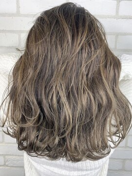 ディーバ 渋谷(D.I.E.V.A) 20代30代40代大人可愛い透明感ベージュミディアムレイヤー