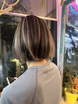 ルーヴェ(LOWE) デザインカラー×ブラックホワイト(a)