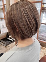 ネオリーブサイン 大森店(Neolive sign) 丸みショートボブ 白髪ぼかしカラー 大森