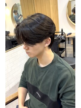 エクシア 京橋店(EXCIA) 毛流れセンターパート