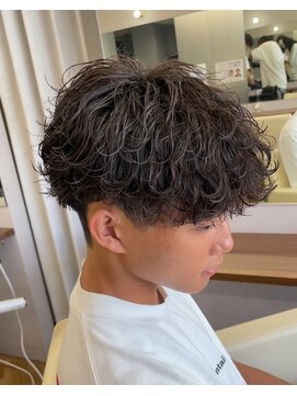 アレス バイ シカ 神戸三宮元町店(ALLES by Cica) 刈り上げ波巻きマッシュ