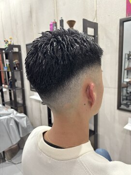 雅(MIYABI) スキンフェード【溝の口/メンズカット/フェード】