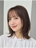 表参道ミディアムストレートニュアンスカラーアッシュグレー30代