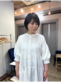 耳かけショートボブ