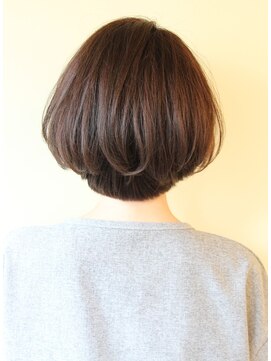 レウナ 外苑前(Reuna) 大人女性・３０代・４０代に人気シルエット・ノームコア