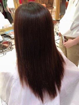 大嶋直樹の美容室 表参道 高難易度縮毛矯正=手で乾かしただけです。本当です。